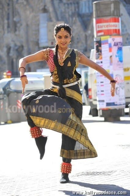 Amala Paul Traditional Bharatanatyam Stills