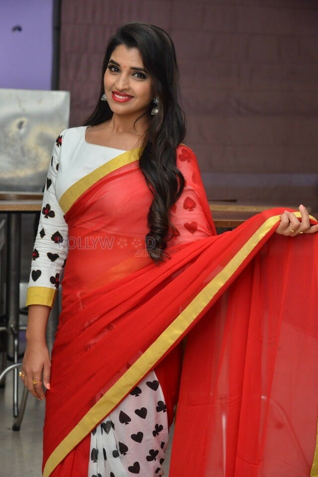 Anchor Shyamala At Rangu Pre Release Event Photos