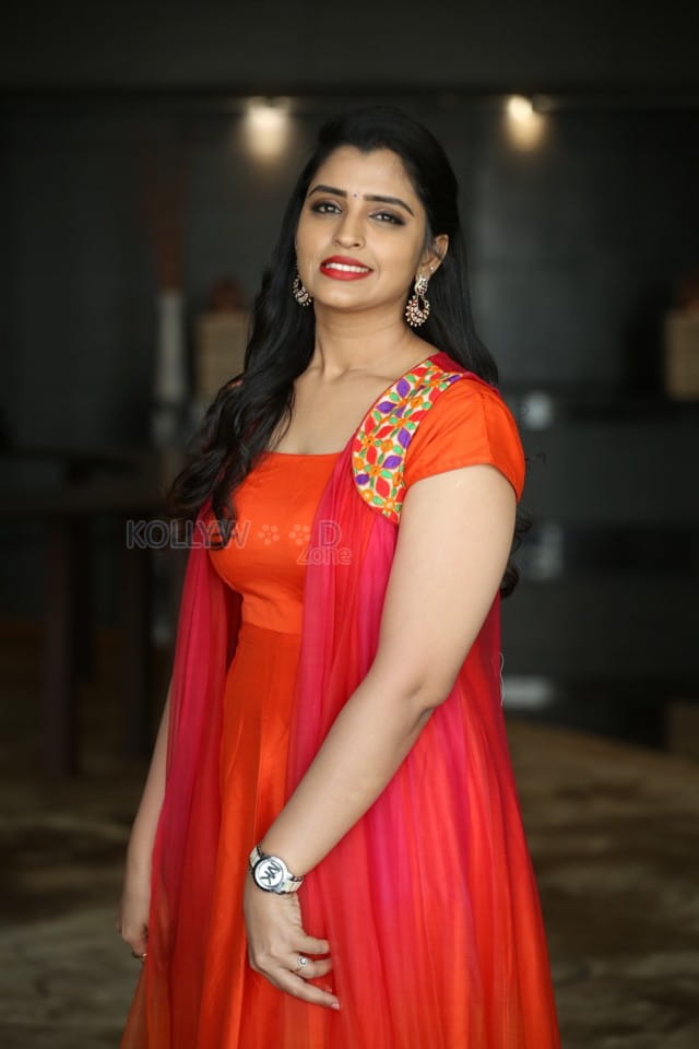 Anchor Shyamala Red Dress Photoshoot Stills