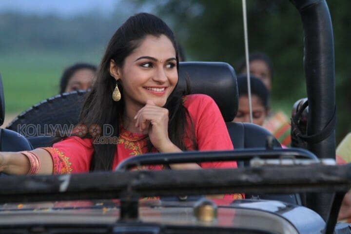 Andrea Jeremiah In Aranmanai Movie Pictures