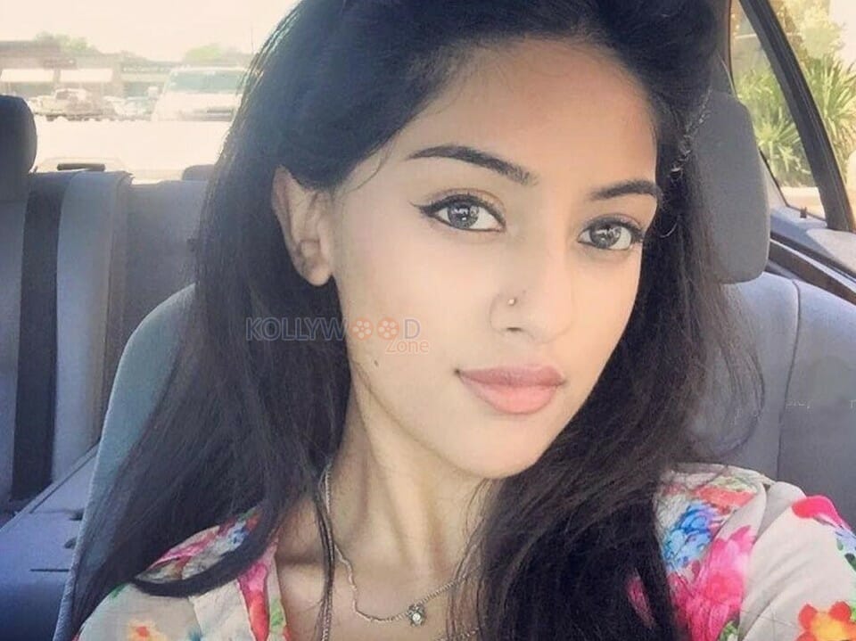 Anu Emmanuel Unseen Hot Sexy Cleavage Photos