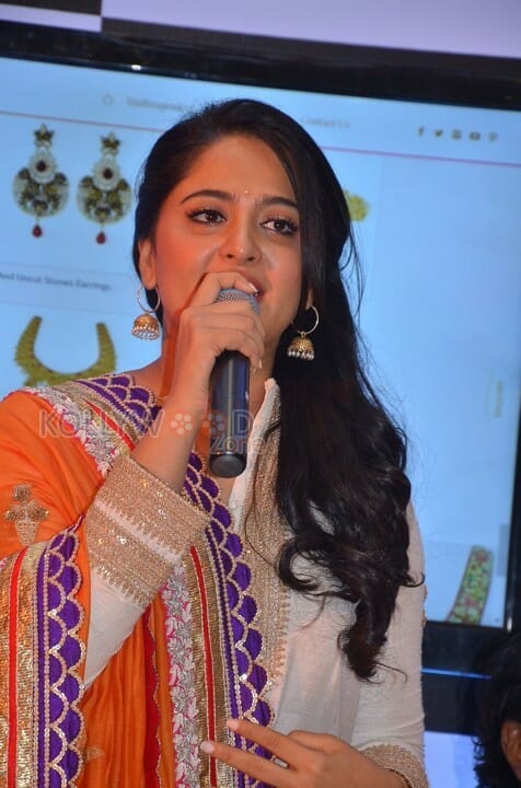 Anushka At Rudhramadevi Jewellery Launch Photos