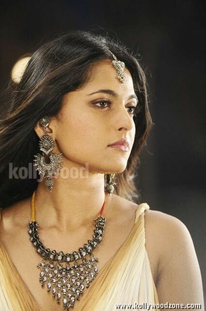 Anushka In Bathra Movie Pictures