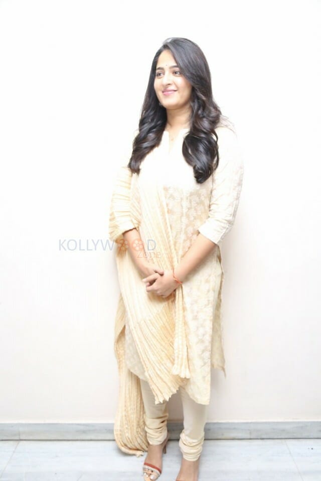 Anushka Shetty At Bhaagamathie Thank You Meet Photos