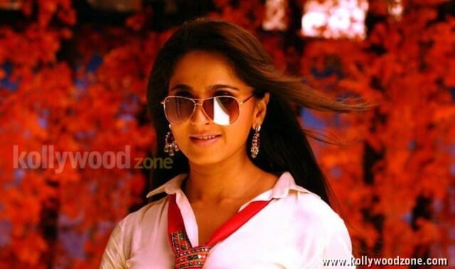 Anushka Shetty Hot Ragada Movie Pictures 16 (20658) | Kollywood Zone