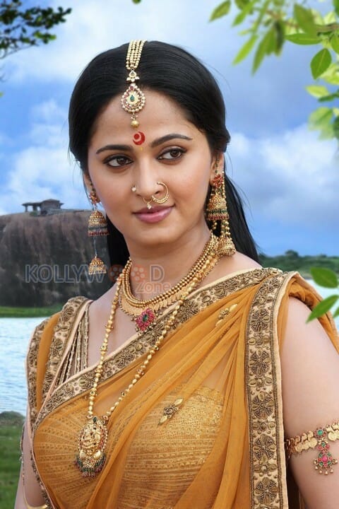 Anushka Shetty In Rudramadevi Movie Photos