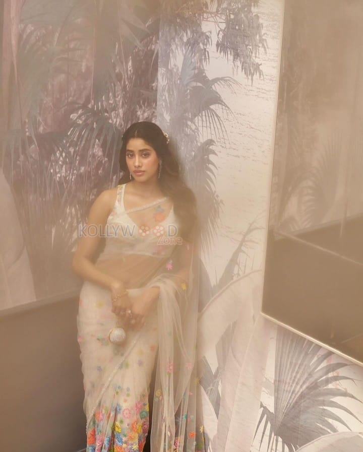 Attractive Janhvi Kapoor in a Sheer Floral Saree Pictures 05