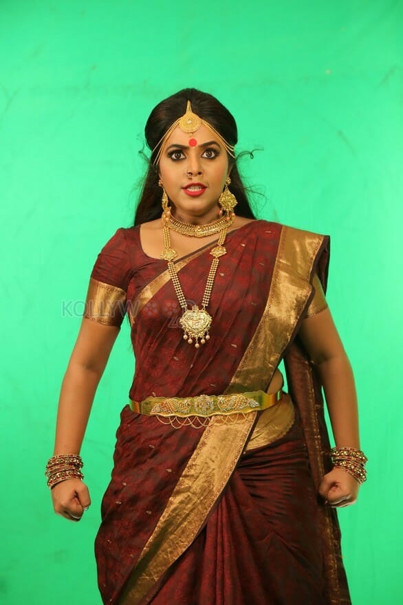 Avanthika Movie Heroine Poorna Stills