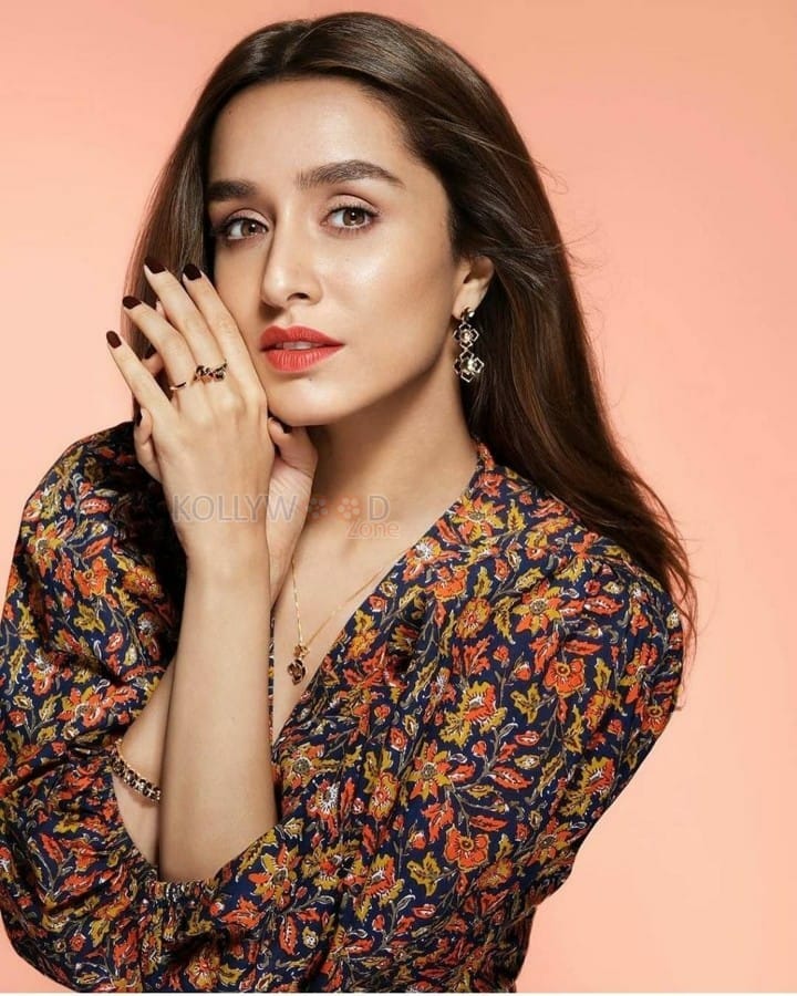 Baaghi Actress Shraddha Kapoor Photos