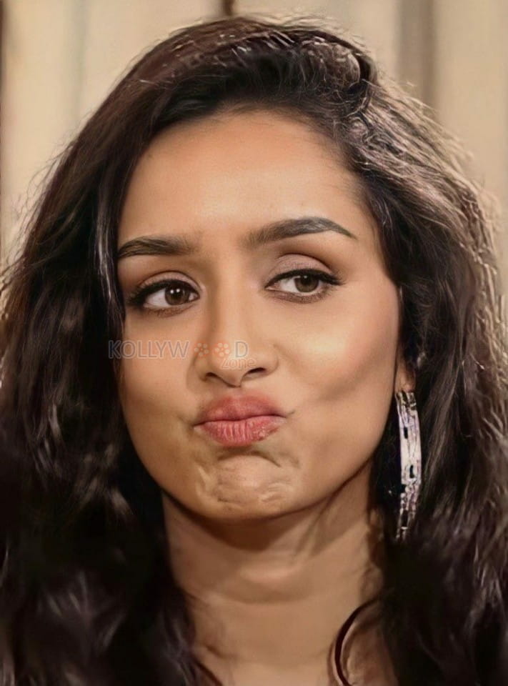 Baaghi Actress Shraddha Kapoor Photos