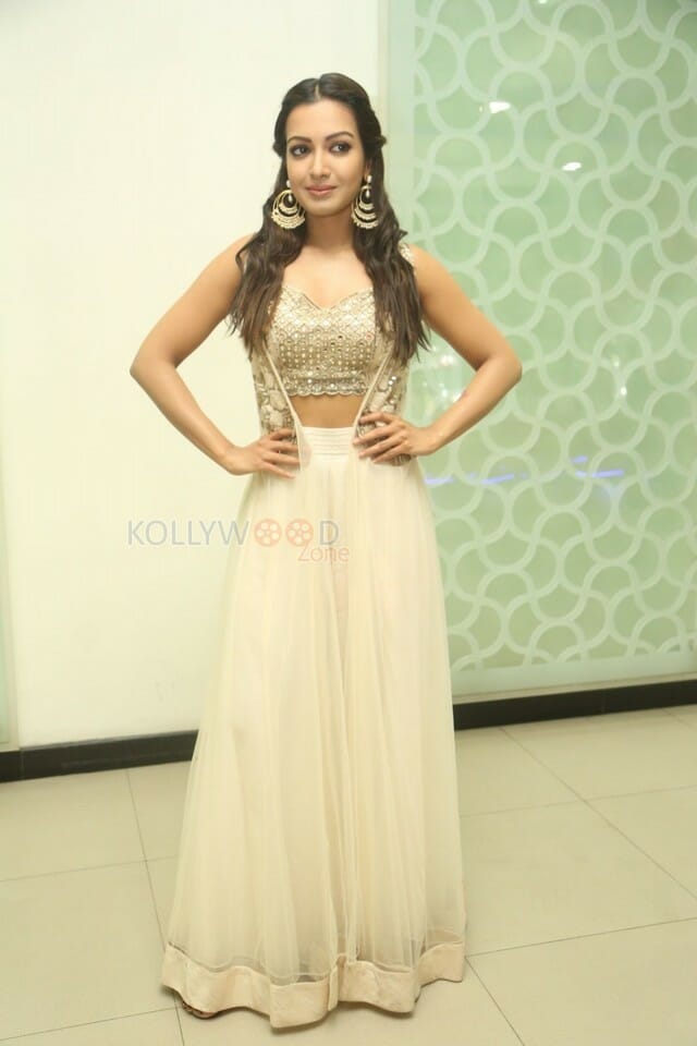 Beautiful Actress Catherine Tresa Photos