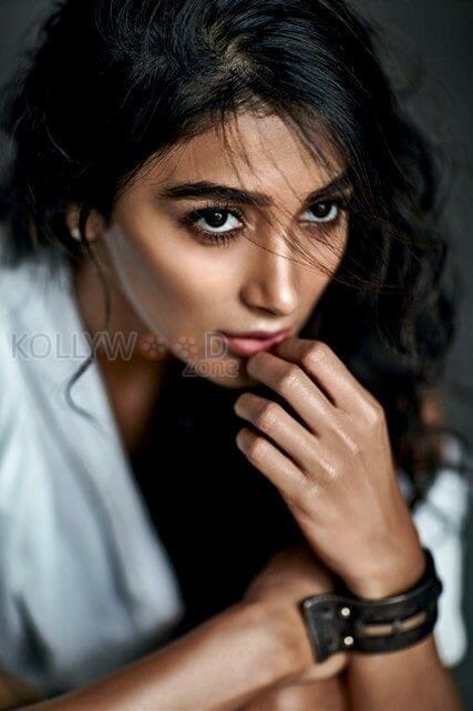 Beautiful Actress Model Pooja Hegde Hot Maxim Pictures