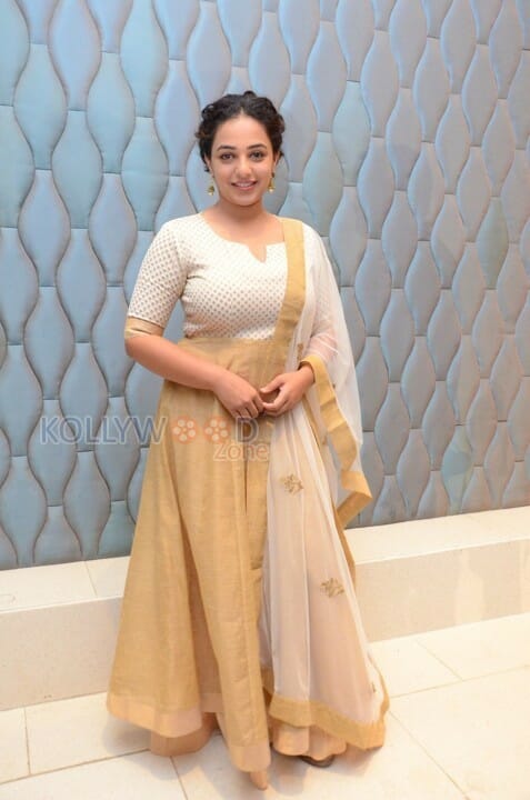 Beautiful Actress Nithya Menen New Pictures