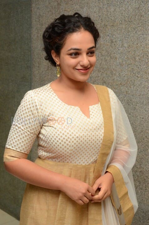 Beautiful Actress Nithya Menen New Pictures