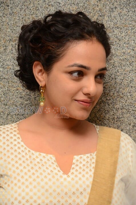 Beautiful Actress Nithya Menen New Pictures