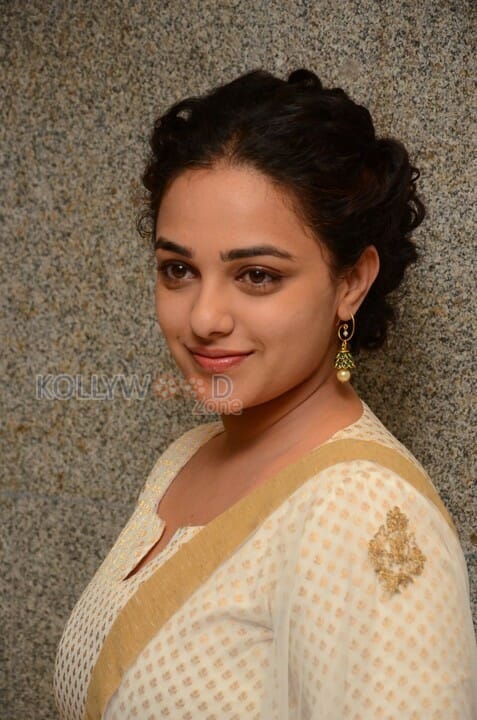 Beautiful Actress Nithya Menen New Pictures