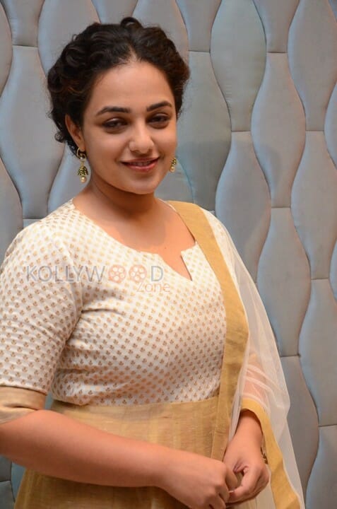 Beautiful Actress Nithya Menen New Pictures