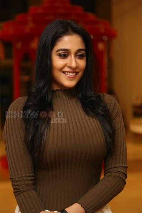 Beautiful Actress Regina Cassandra Stills