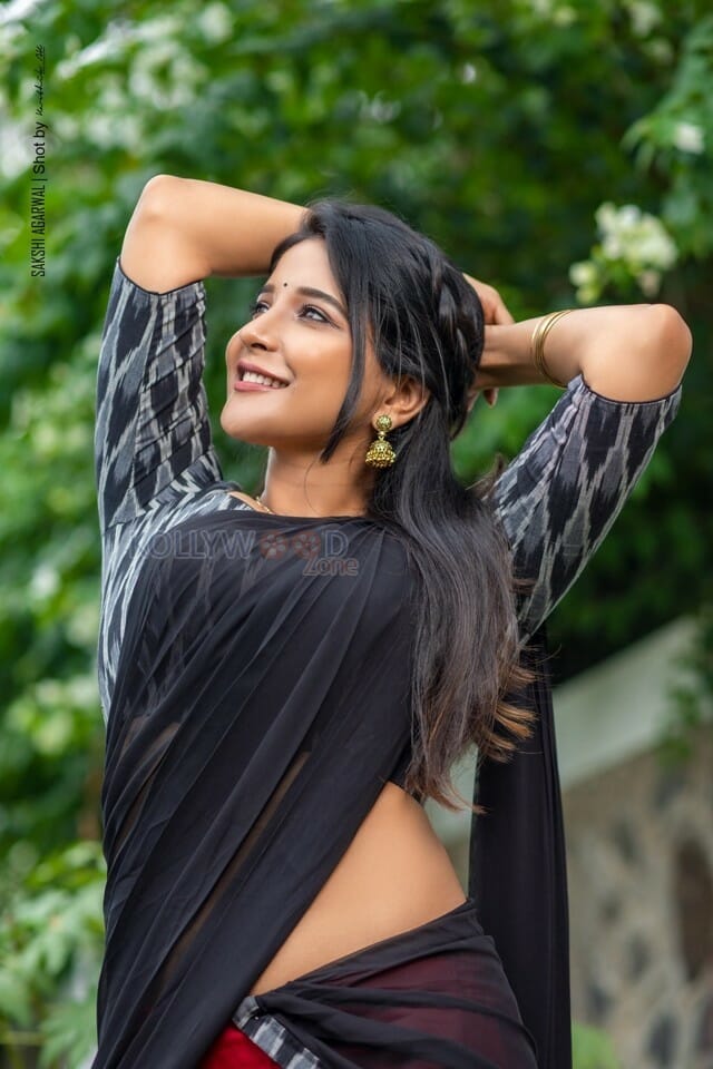 Beautiful Actress Sakshi Agarwal Photoshoot Stills