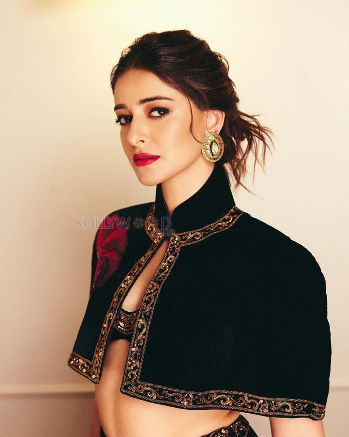 Beautiful Ananya Panday in a Black Velvet Lehenga with Gold Embroidery at Lakme Fashion Week Photos 07