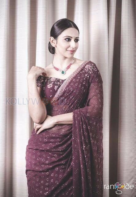 Beautiful And Sexy Actress Rakul Preet Singh Photos