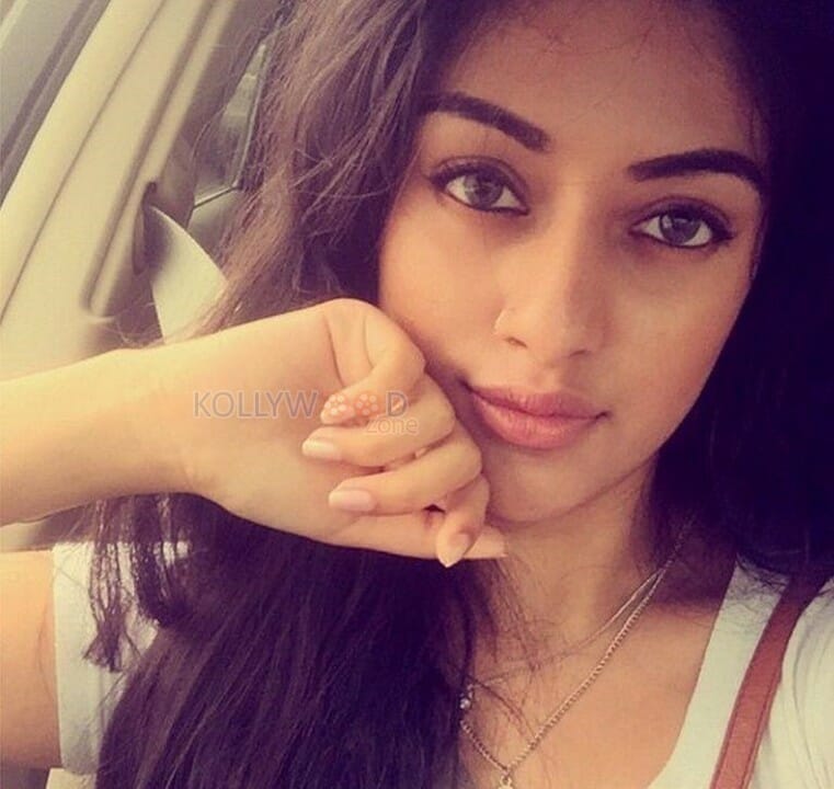 Beautiful Anu Emmanuel Candid Photos