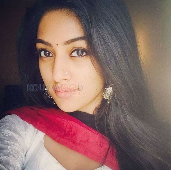 Beautiful Anu Emmanuel Candid Photos