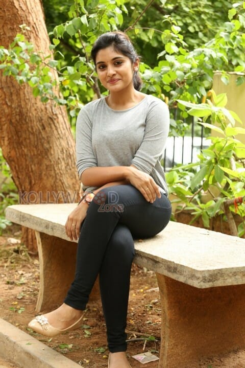 Beautiful Niveda Thomas Photos