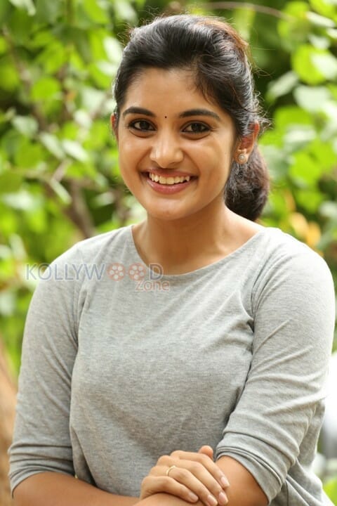 Beautiful Niveda Thomas Photos