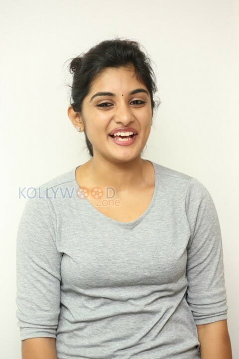 Beautiful Niveda Thomas Photos