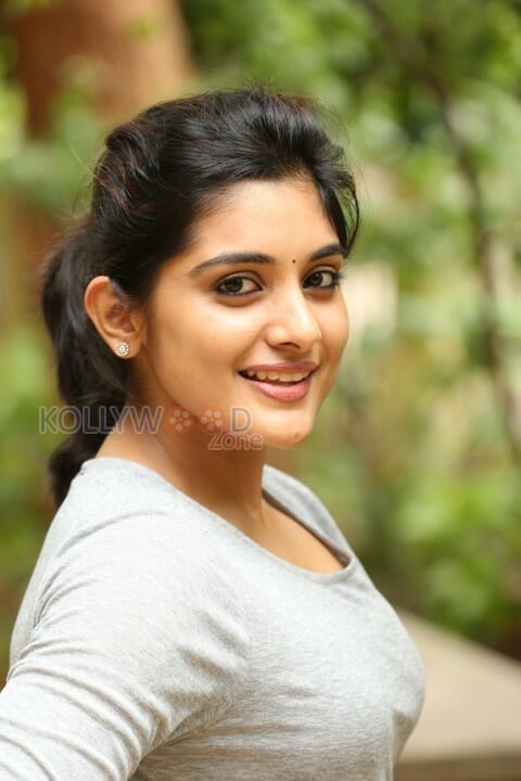 Beautiful Niveda Thomas Photos