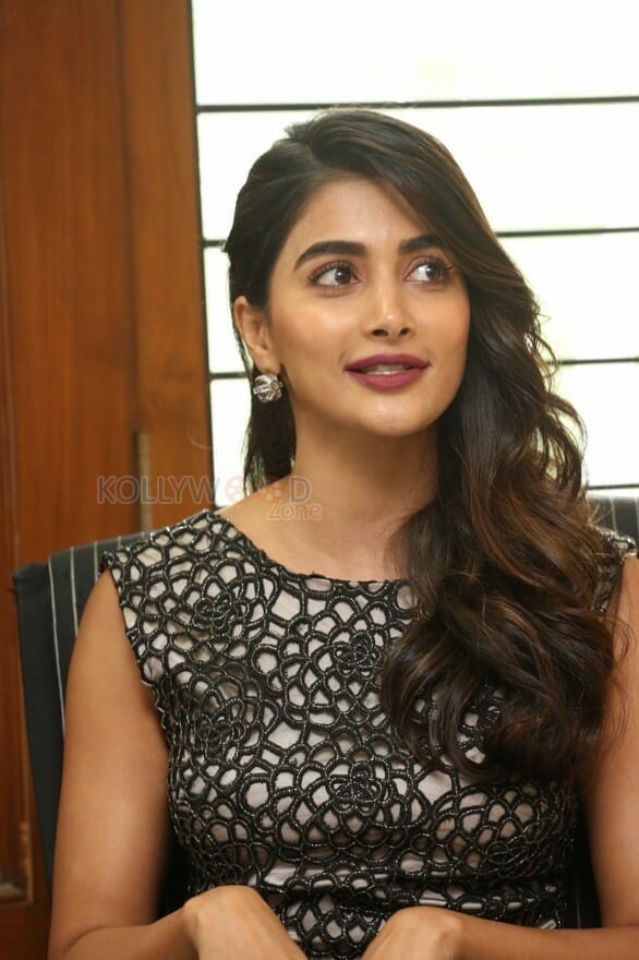 Beautiful Pooja Hegde Interview Photos