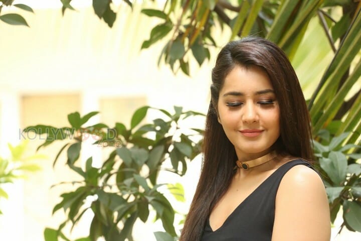 Beautiful Raashi Khanna Interview Photos