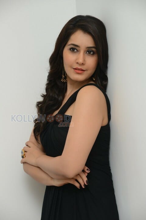 Beautiful Rashi Khanna In Black Dress Photos