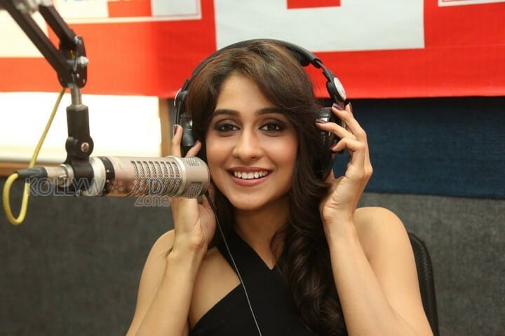 Beautiful Sexy Regina Cassandra At Big Fm Full Volume Show Photos