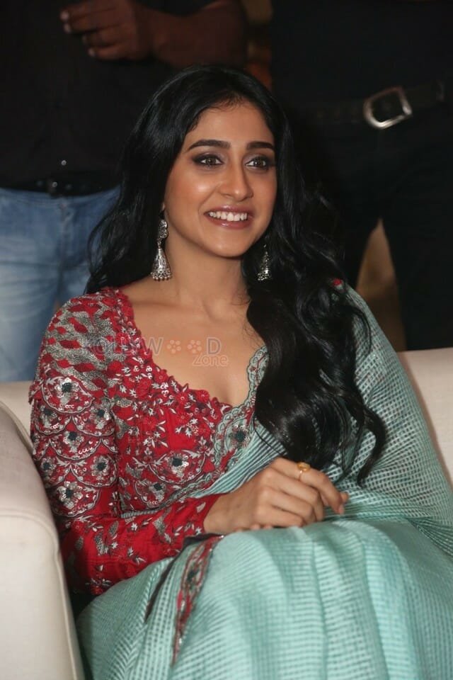 Beautiful Sexy Regina Cassandra Pictures