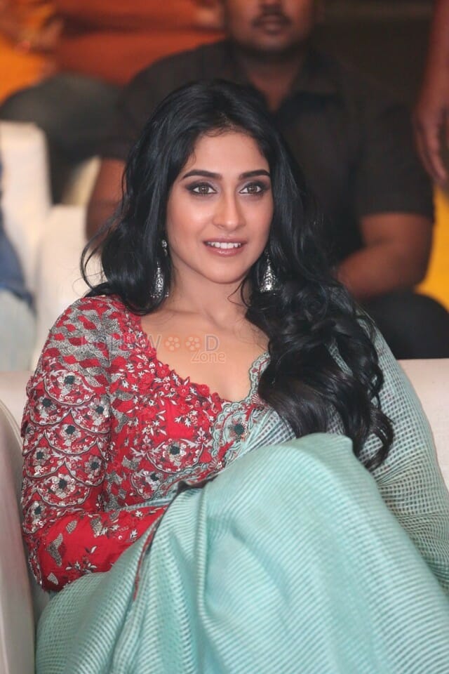 Beautiful Sexy Regina Cassandra Pictures