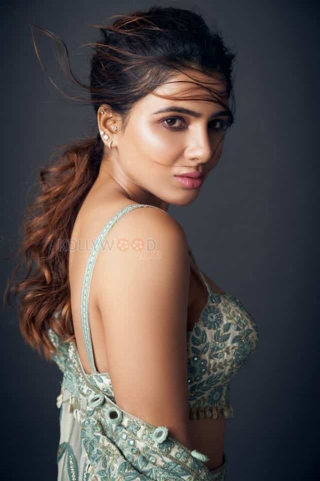 Beautiful South Indian Actress Samantha Photoshoot Stills 01