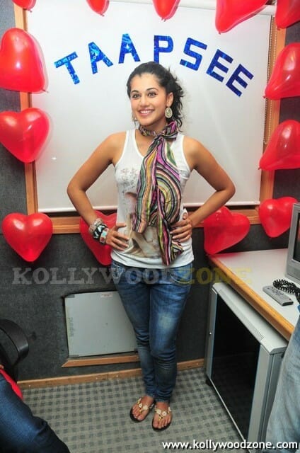 Beautiful Tapsee At Bigfm Photos