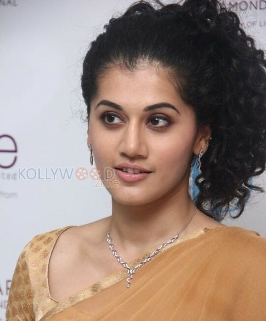 Beautiful Tapsee Pannu Stills