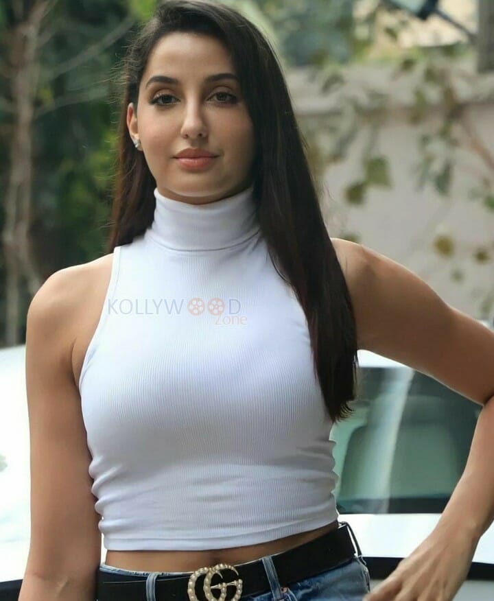 Bhuj The Pride Of India Actress Nora Fatehi Photos