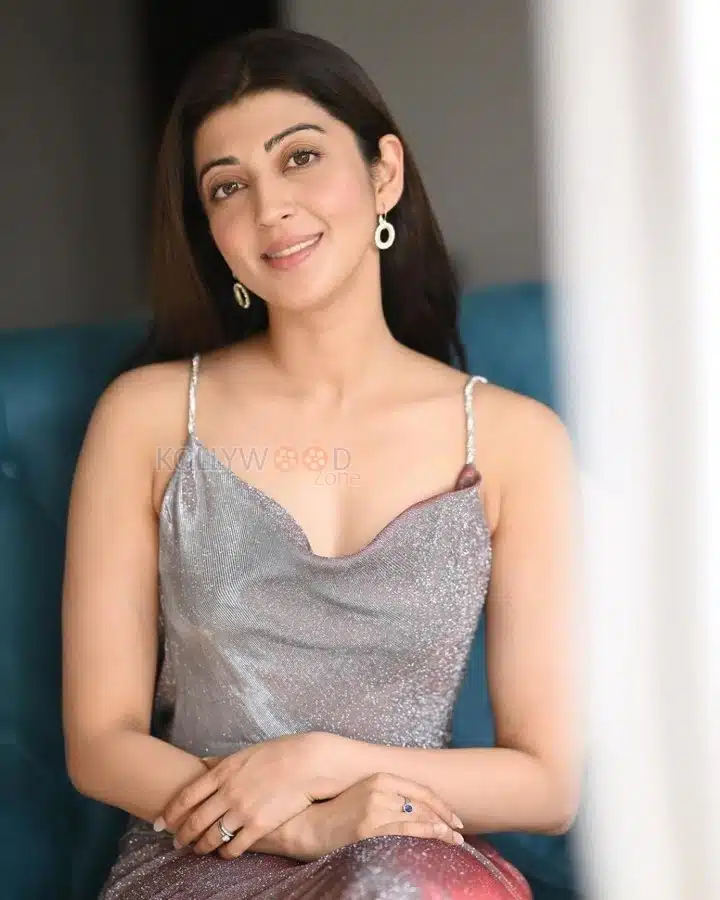 [Image: Bold-Actress-Pranitha-Subhash-Backless-P...1.jpg.webp]