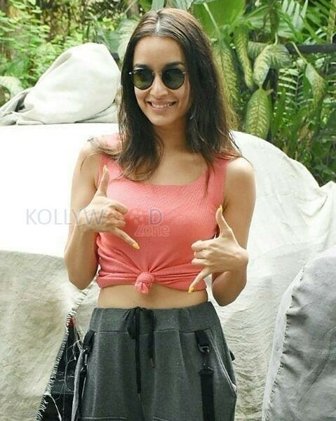 Bollywood Babe Shraddha Kapoor Photos