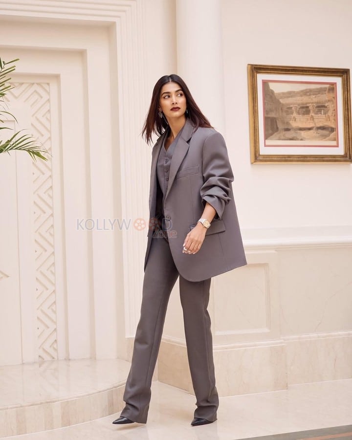 Boss Beauty Pooja Hegde in a Grey Three Piece Suit Pictures 02