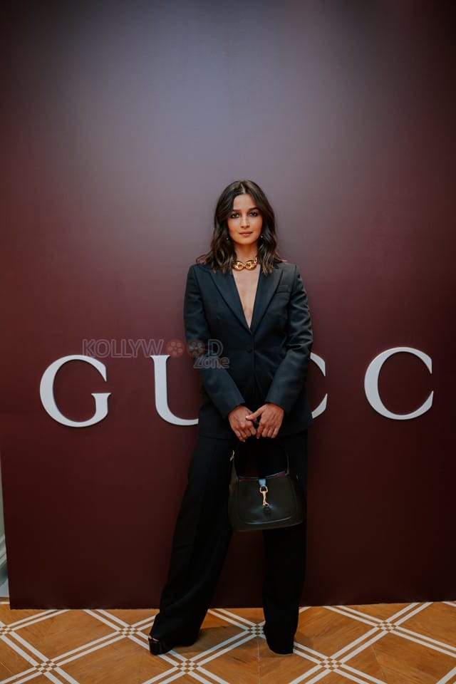 Boss Lady Alia Bhatt at Gucci Store Launch Pictures 01