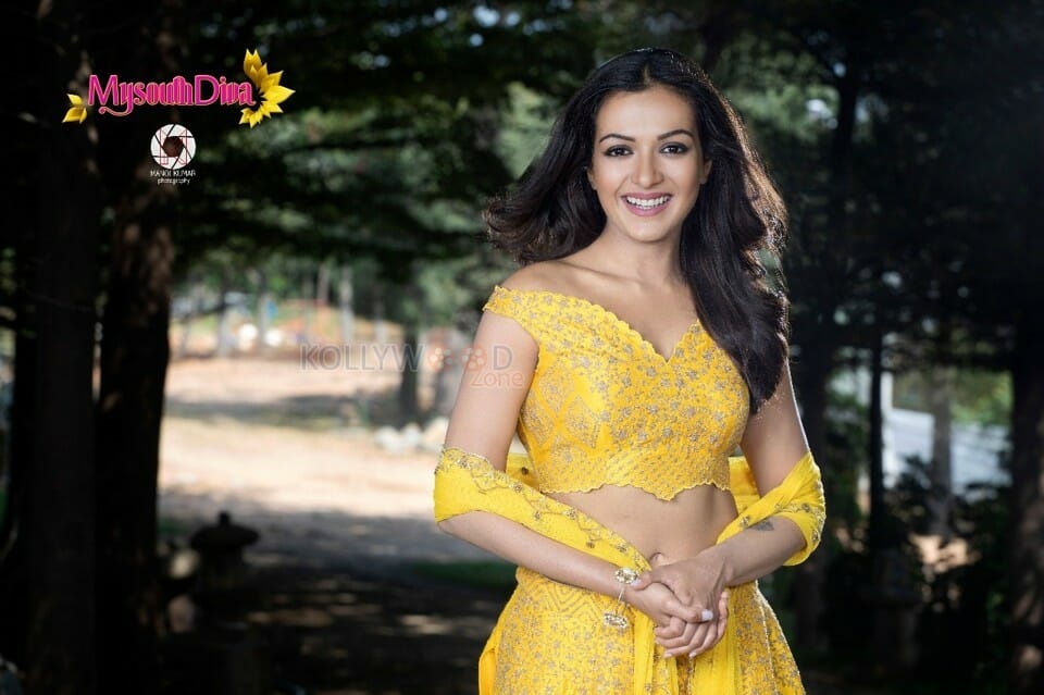 Catherine Tresa At My South Diva Calendar Photoshoot Stills