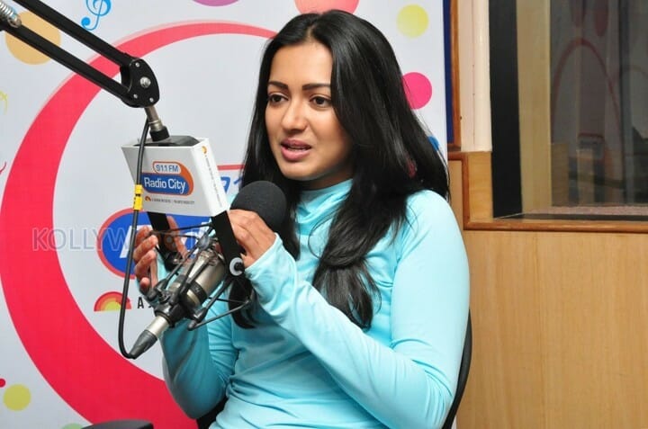 Catherine Tresa At Radio City Photos