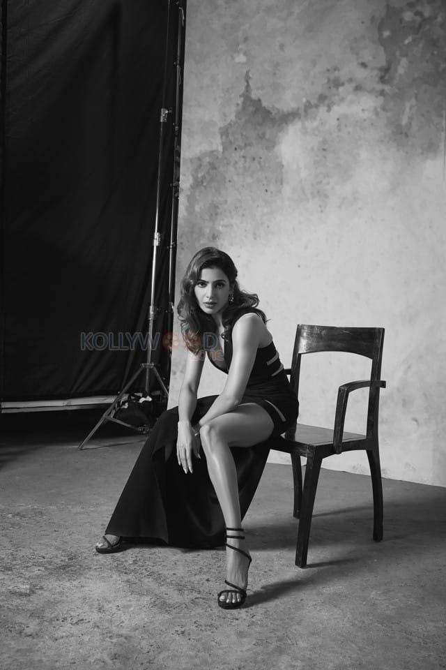 Citadel Actress Samantha Ruth Prabhu in a Black Thigh Slit Dress Photos 04