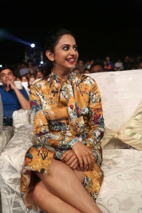 Cute And Sexy Actress Rakul Preet Singh Photos