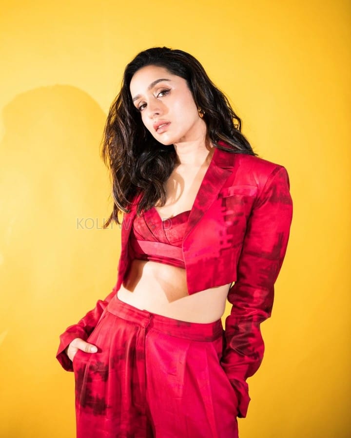 Dazzling Shraddha Kapoor in a Red Three Piece Pant Suit with a Matching Bralette Pictures 04